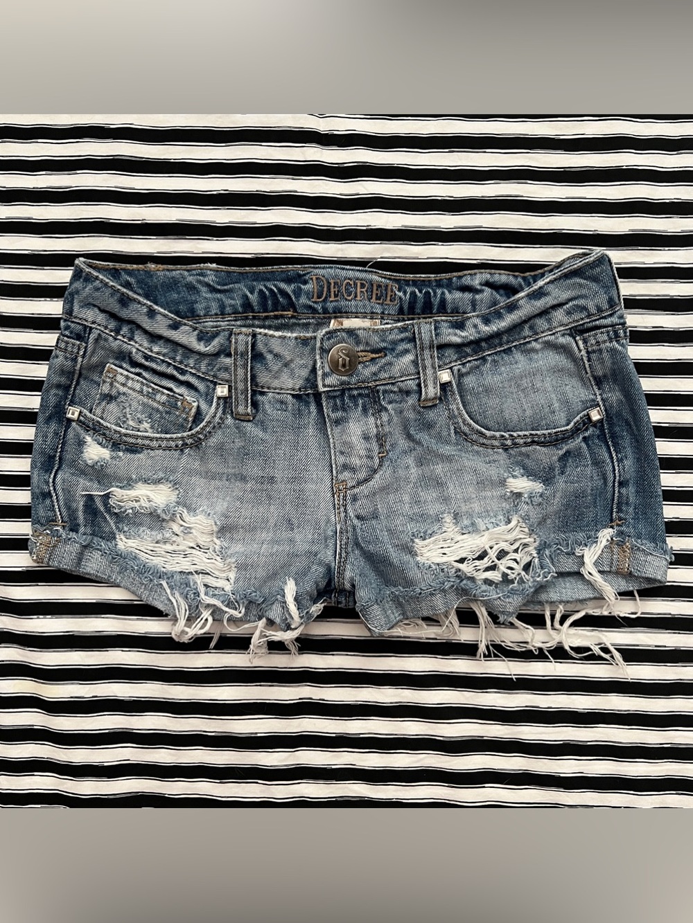 Y2K low rise Decree Frayed Distressed Jean Shorts - Light Wash Blue